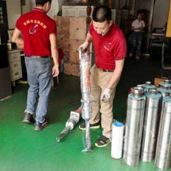 矿石开采机载开石机机载液压劈裂机工作效率