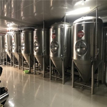 陕西精酿啤酒设备供应厂家2000L啤酒设备机器