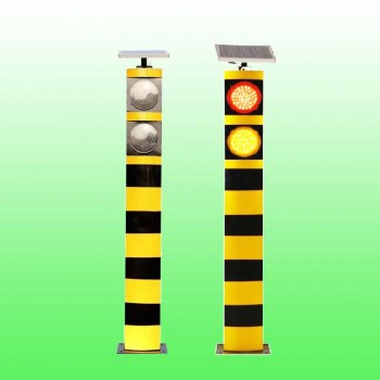 匝道太阳能警示柱 匝道进出太阳能警示灯