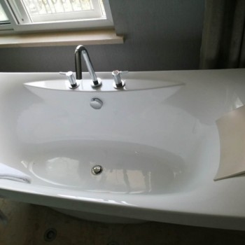 维修澳斯曼浴缸6318上海5692AOSMAN浴缸维修