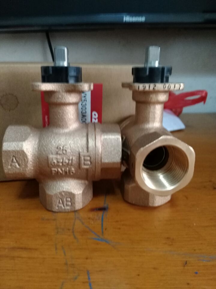 日本山武三通球阀.2jpg