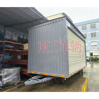 10吨箱式平板拖车两侧带卷帘门 牵引雨篷拖车